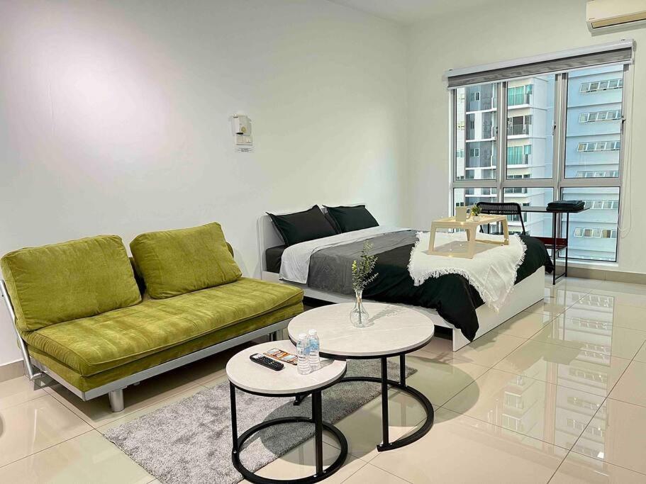 Cozy Galleria Equine Park ,klia, Mrt, Aeon, Food Street Apartment